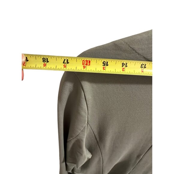 💰BOGO💰Long Green Cascading Military Jacket with Silver Buttons on Front sz M - Picture 11 of 12